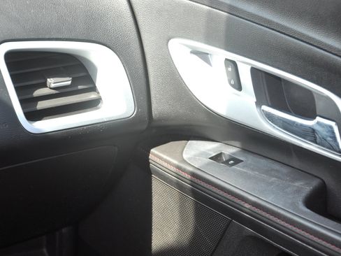 Used 2012 Chevrolet Equinox LT w/ Driver Convenience Package FWD image 24