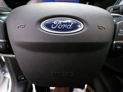 Used 2023 Ford Escape Active AWD/4WD image 32