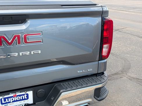 Used 2020 GMC Sierra 1500 SLE w/ X31 Off-Road Package AWD/4WD image 7