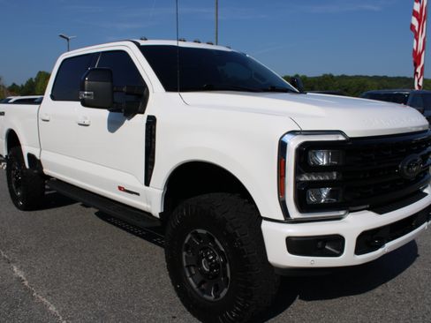 Used 2023 Ford F250 Lariat w/ Lariat Ultimate Package AWD/4WD image 4