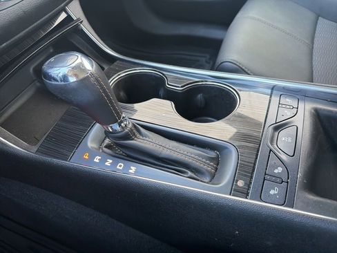 Used 2019 Chevrolet Impala LT w/ LT Convenience Package image 17