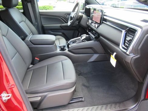 New 2026 GMC Canyon Elevation RWD image 10