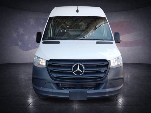 Used 2023 Mercedes-Benz Sprinter 3500 image 8