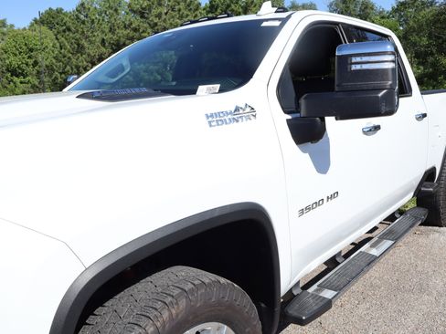Used 2021 Chevrolet Silverado 3500 High Country w/ Z71 Off-Road Package AWD/4WD image 13