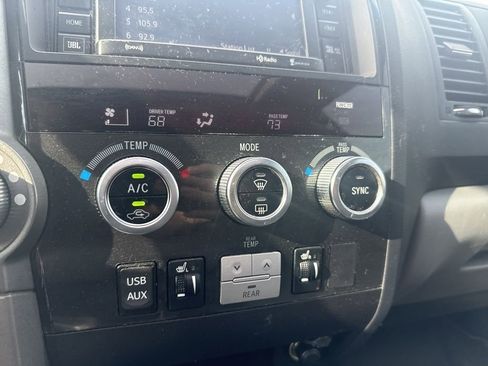 Used 2016 Toyota Sequoia Limited w/ Safety & Convenience Package image 25