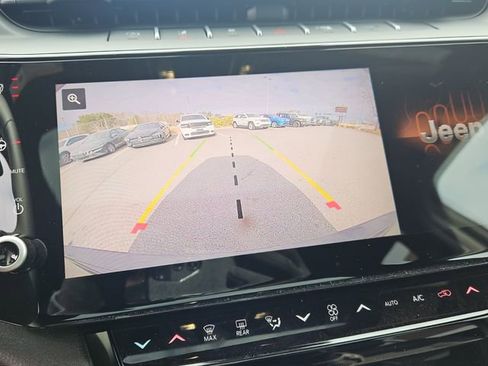 New 2026 Jeep Grand Cherokee Altitude RWD image 19