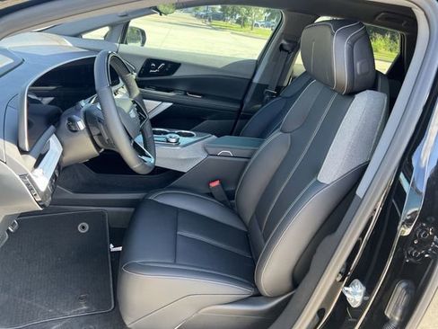 New 2025 Cadillac Optiq Sport 1 image 20