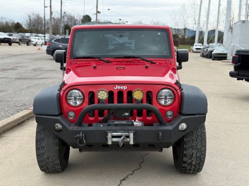 Used 2014 Jeep Wrangler Unlimited Sport AWD/4WD image 3