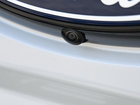 New 2026 Ford Maverick Lobo AWD/4WD image 5