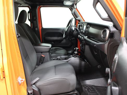 Used 2018 Jeep Wrangler Unlimited Sport AWD/4WD image 20