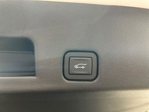 New 2026 Buick Enclave Preferred w/ Power Package image 19