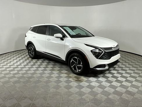 Used 2023 Kia Sportage LX FWD image 6