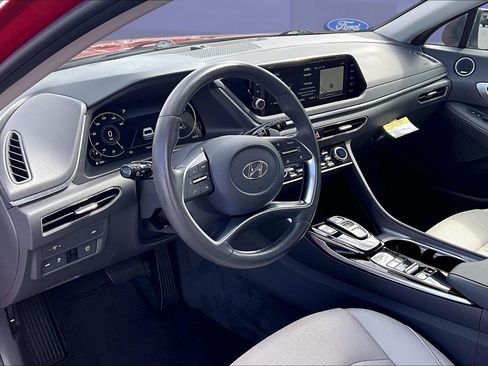 Used 2020 Hyundai Sonata Limited FWD image 17
