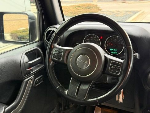 Used 2017 Jeep Wrangler Unlimited Sport w/ Quick Order Package 24S AWD/4WD image 14