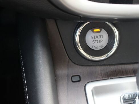 Used 2020 Nissan Murano Platinum image 38