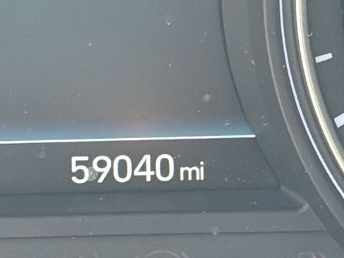 Used 2019 Genesis G70 3.3T Advanced w/ Prestige Package image 28