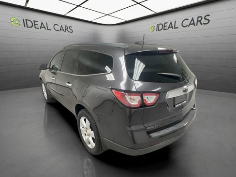 Used 2016 Chevrolet Traverse LT w/ Style and Technology Package FWD image 7