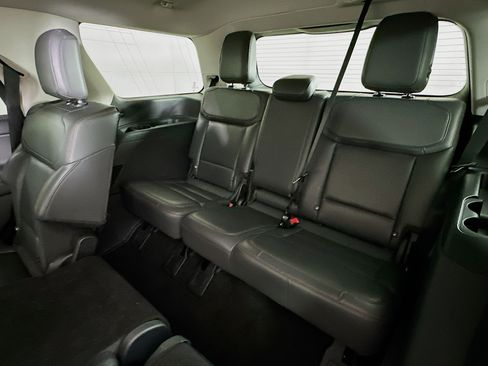 Used 2025 Ford Expedition Active AWD/4WD image 30