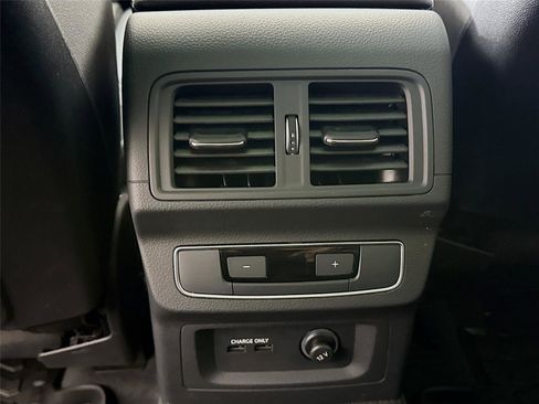 Used 2024 Audi Q5 2.0T Premium Plus w/ Premium Plus Package image 27