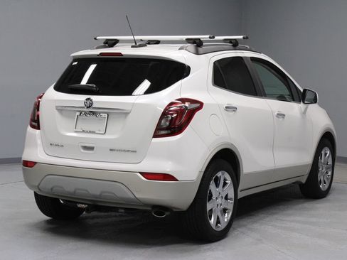 Used 2018 Buick Encore Essence w/ Experience Buick Package FWD image 11