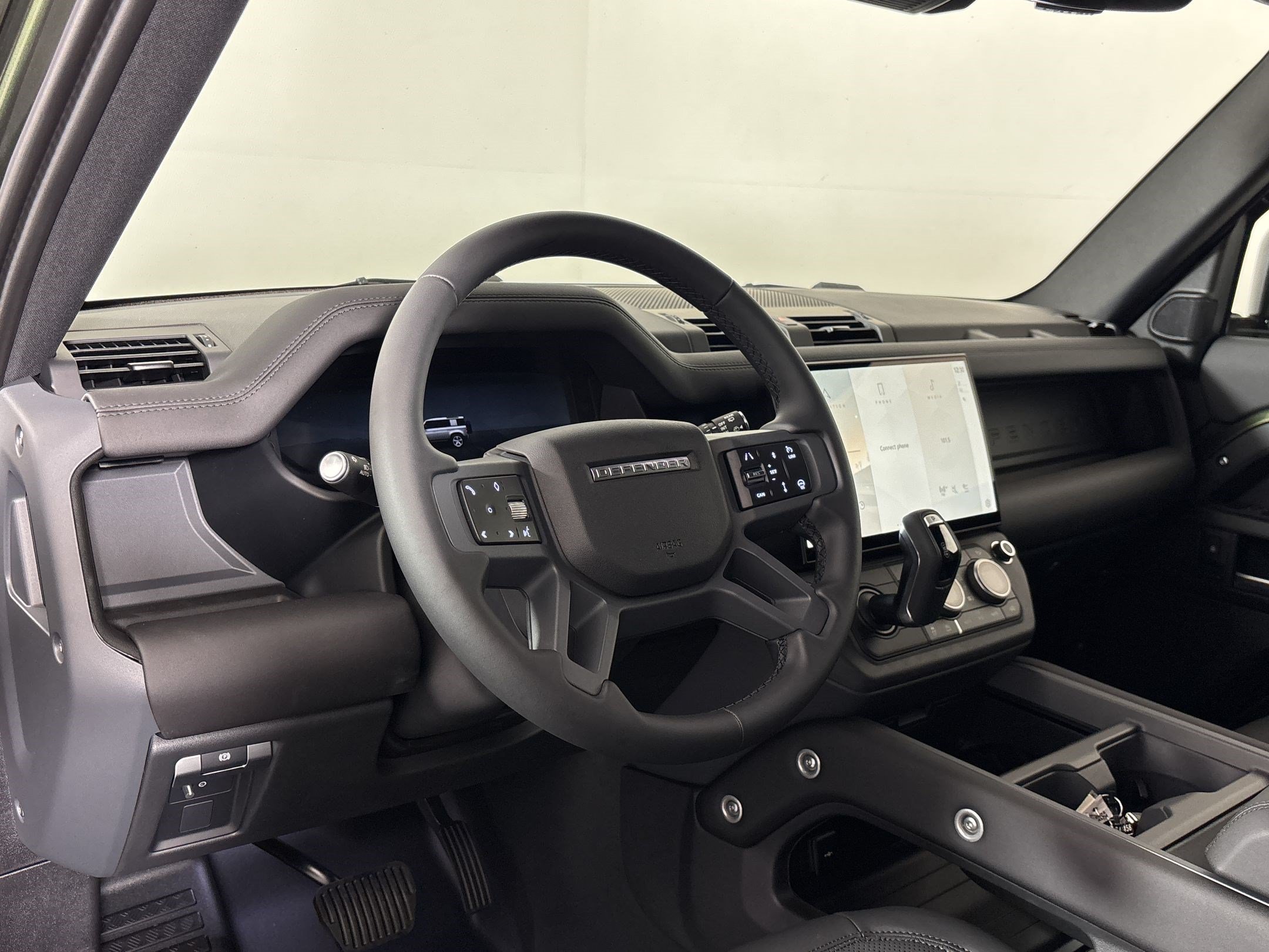 New 2026 Land Rover Defender 110 S AWD/4WD image 4