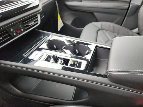 New 2026 Volkswagen Atlas SE image 20