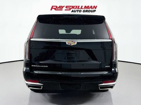 Used 2023 Cadillac Escalade Premium Luxury w/ LPO, Floor Liner Package AWD/4WD image 6