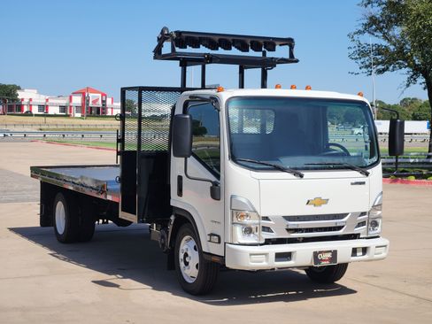 New 2024 Chevrolet Low Cab Forward image 2