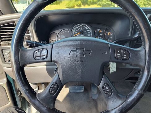 Used 2006 Chevrolet Silverado 1500 LT w/ Light Duty Power Package image 15