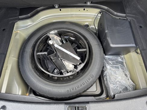 Used 2013 Mercedes-Benz C 300 4MATIC Sedan image 11