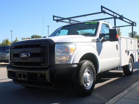 Used 2016 Ford F250 XL w/ Power Equipment Group image 3