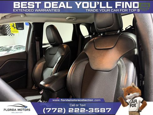 Used 2019 Jeep Cherokee Latitude Plus FWD image 11