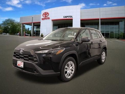 New 2026 Toyota Corolla Cross L image 5