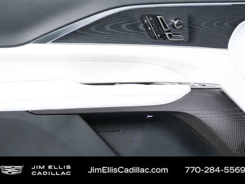 New 2026 Cadillac Lyriq Luxury RWD image 6