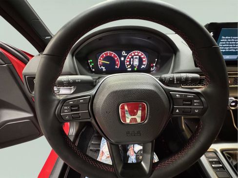 Used 2025 Honda Civic Type R image 19