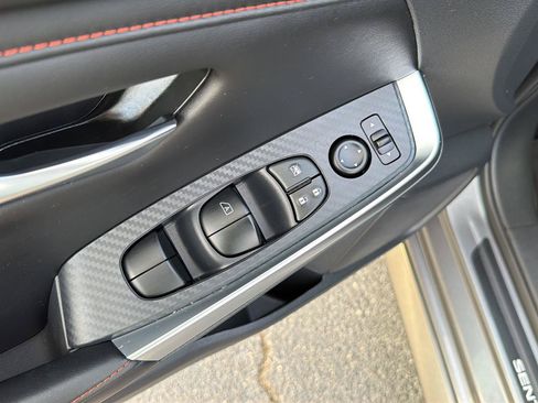 Used 2024 Nissan Sentra SR FWD image 32
