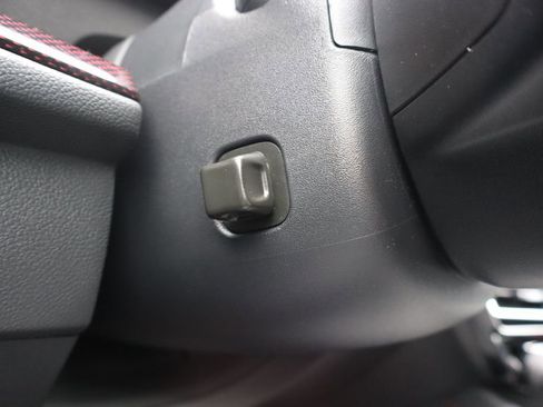 Used 2024 Chevrolet Traverse RS w/ LPO, Floor Liner Package FWD image 19