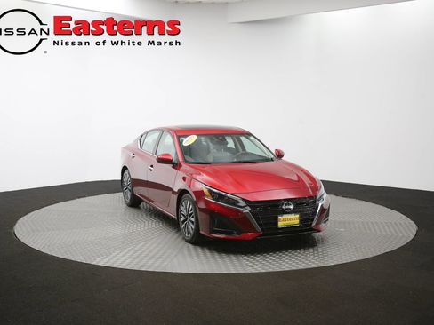 Used 2023 Nissan Altima 2.5 SV w/ SV Premium Package FWD image 49