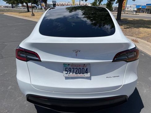 Used 2023 Tesla Model Y Long Range AWD/4WD image 29