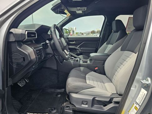 Used 2024 Toyota Tacoma TRD Sport AWD/4WD image 19