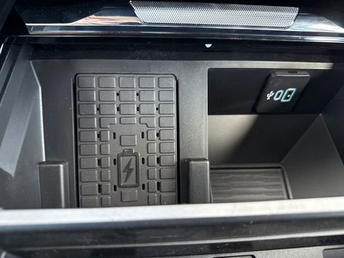 New 2025 Ford F250 Lariat w/ Lariat Ultimate Package image 36