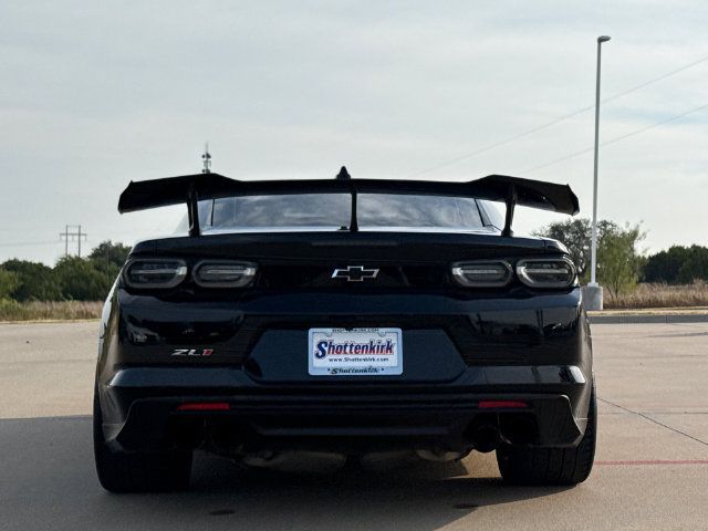 Used 2022 Chevrolet Camaro ZL1 RWD image 8