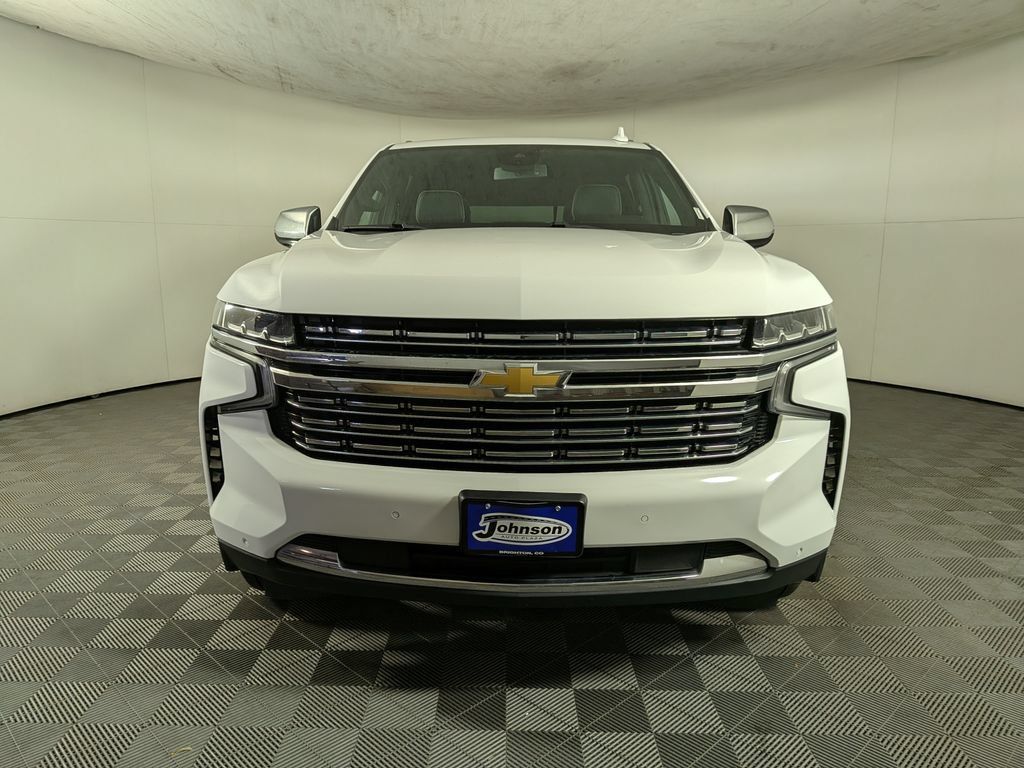 Used 2023 Chevrolet Suburban Premier AWD/4WD image 2