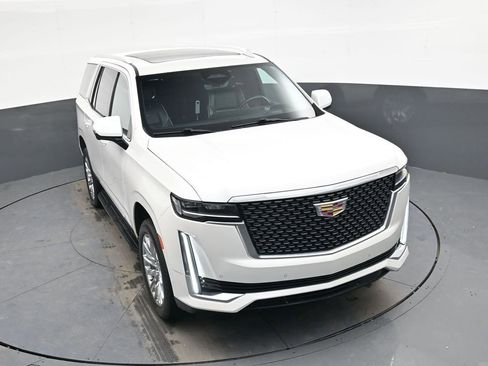 Used 2021 Cadillac Escalade Premium Luxury w/ Driver Assist Tech Package image 24