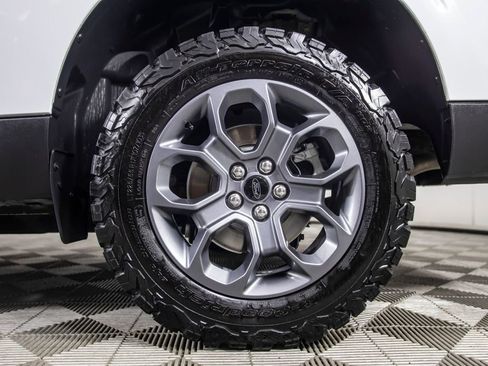 Used 2025 Ford Maverick XLT w/ Equipment Group 301A AWD/4WD image 40