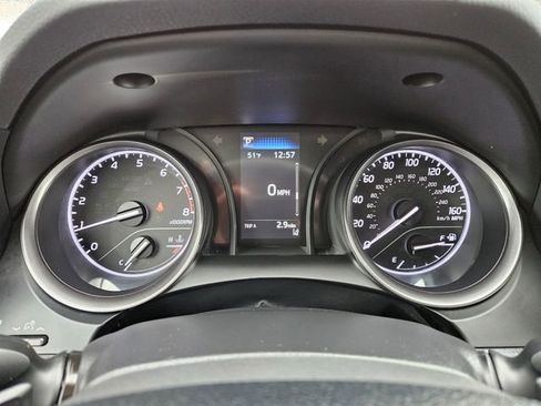 Used 2022 Toyota Camry SE FWD image 33