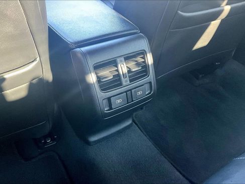 Used 2021 Honda Accord Touring image 30