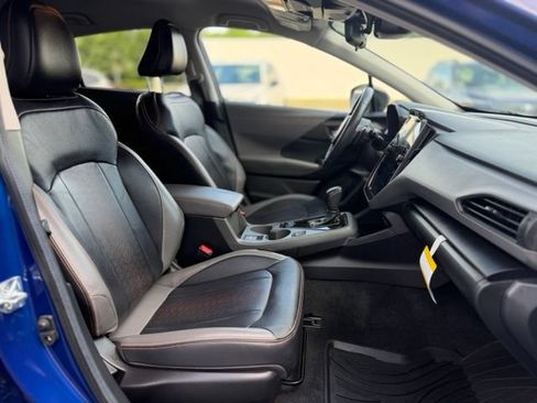 Used 2024 Subaru Crosstrek 2.5i Limited AWD/4WD image 24