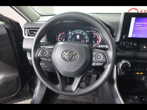Used 2023 Toyota RAV4 XLE AWD/4WD image 24