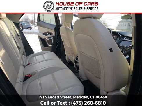 Used 2020 Jaguar E-PACE SE image 46